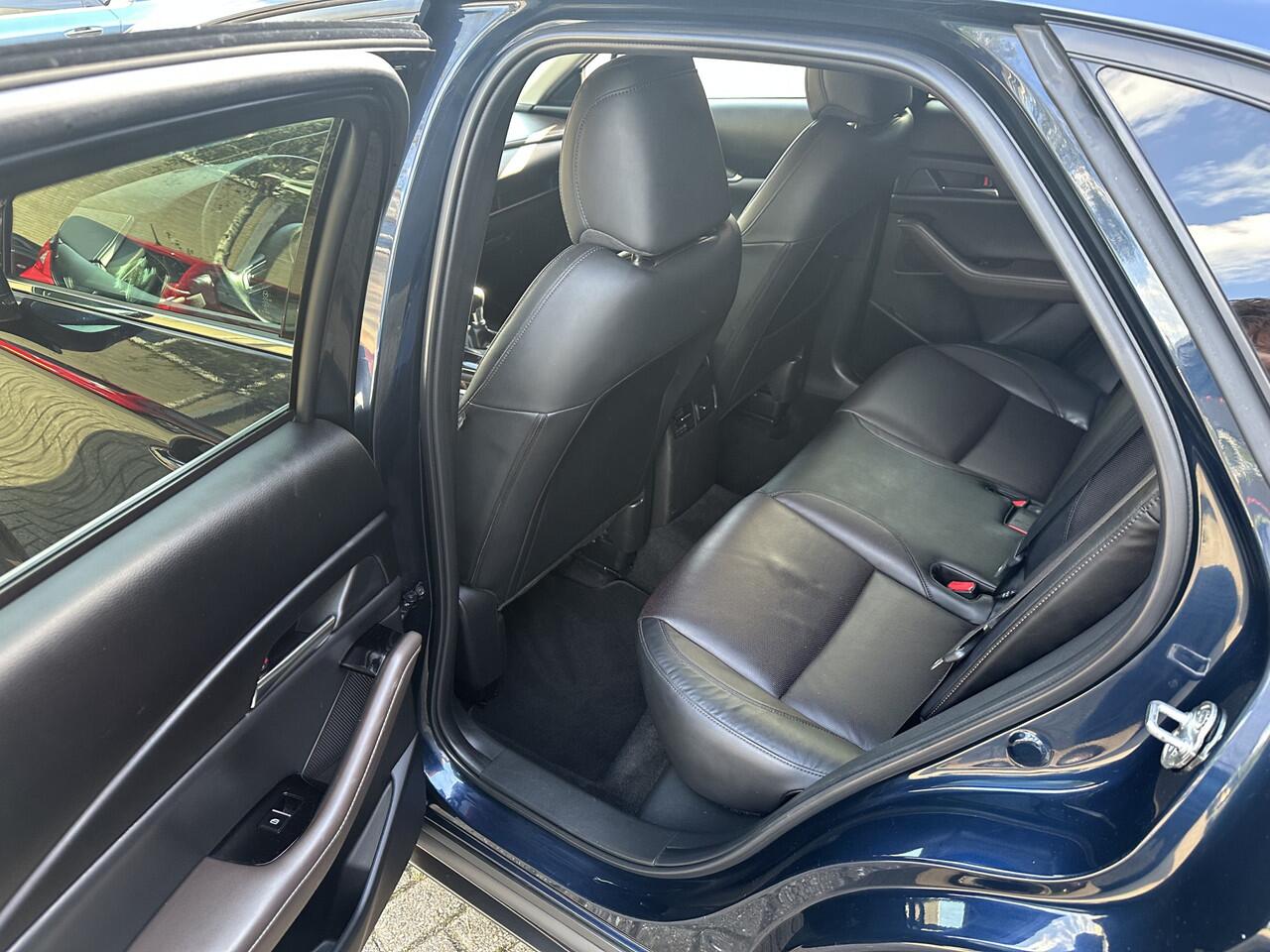 Mazda CX-30 2.0 e-SkyActiv-X M Hybrid Luxury | Leder | Bose