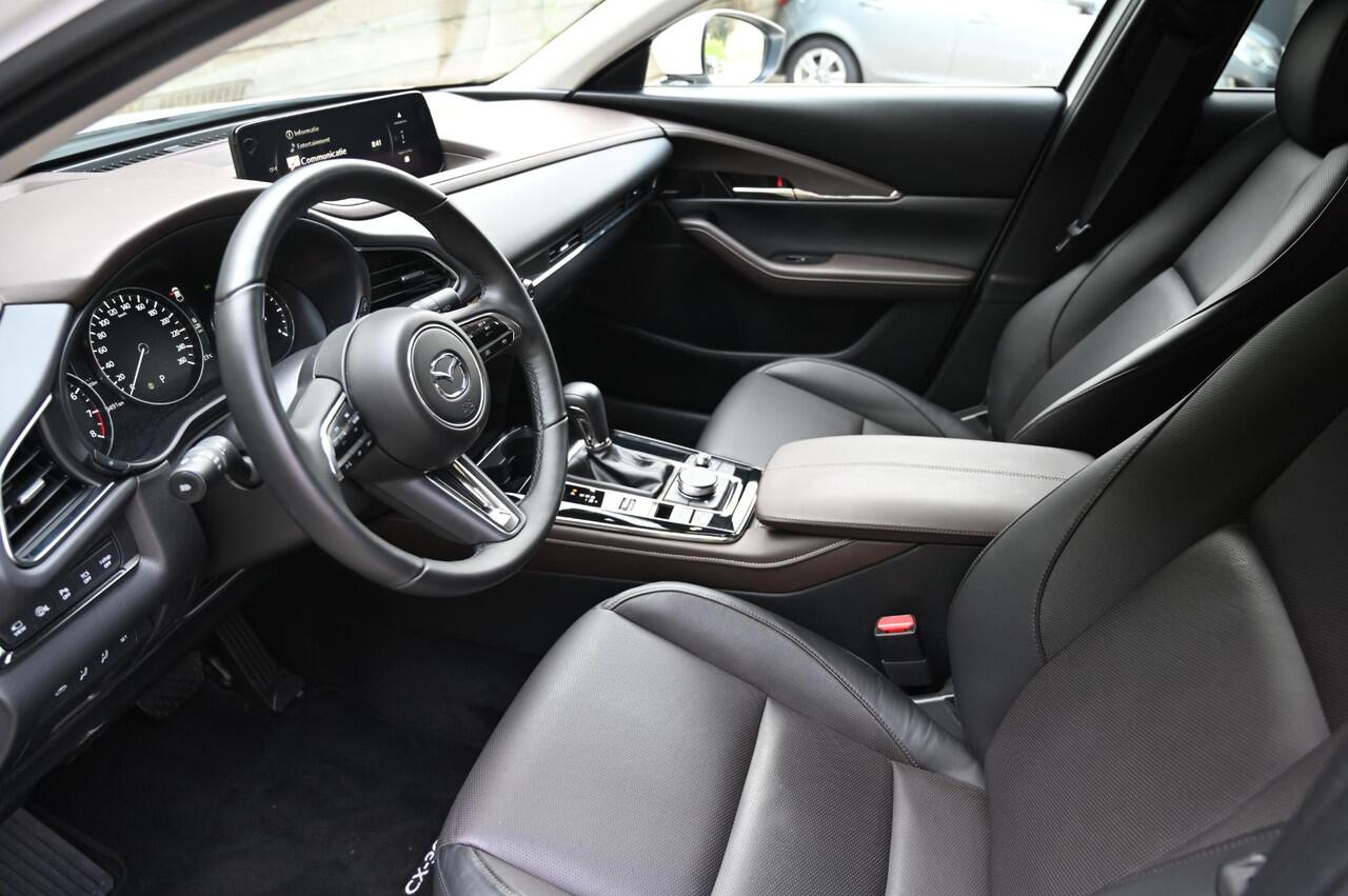 Mazda CX-30 e-SkyActiv-G 150 automaat Exclusive-line met Black Comfort Pack/Driver Assistance & Sound Pack en Design Pack *Dealeronderhouden* *BTW* *All-in prijs*