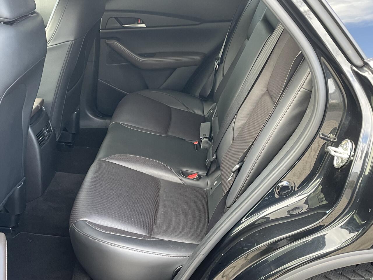 Mazda CX-30 2.0 e-SkyActiv-X 180 M Hybrid Luxury | AUTOMAAT | LEDER | BOSE | CLIMA | 18 INCH LMV | WINTERPAKKET