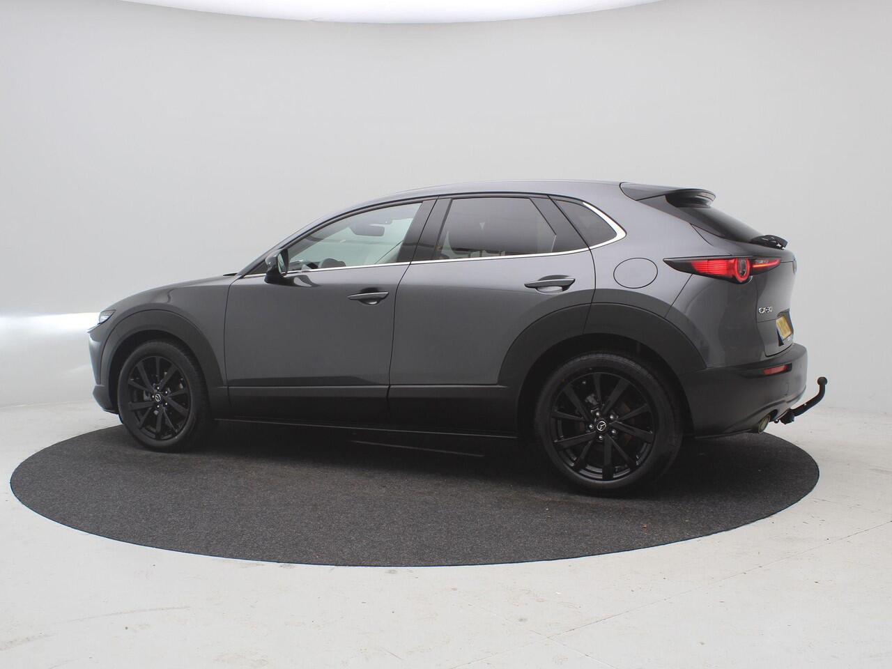 Mazda CX-30 2.0 e-SkyActiv-X M Hybrid Luxury AUTOMAAT / Trekhaak / 1300kg Trekgewicht / Dealeronderhouden / Lederen Bekleding / HUD Display / Adaptieve Cruise Control /