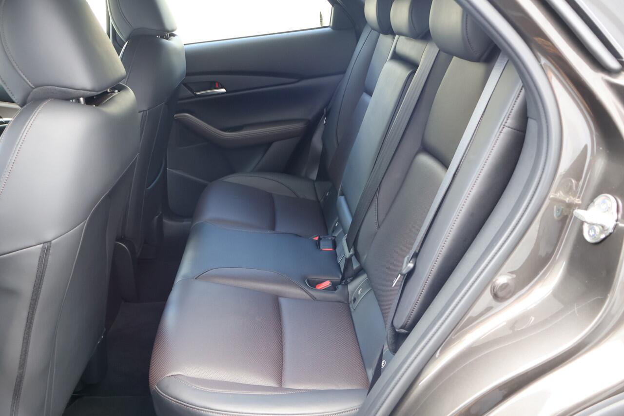 Mazda CX-30 2.0 e-SkyActiv-X M Hybrid Luxury