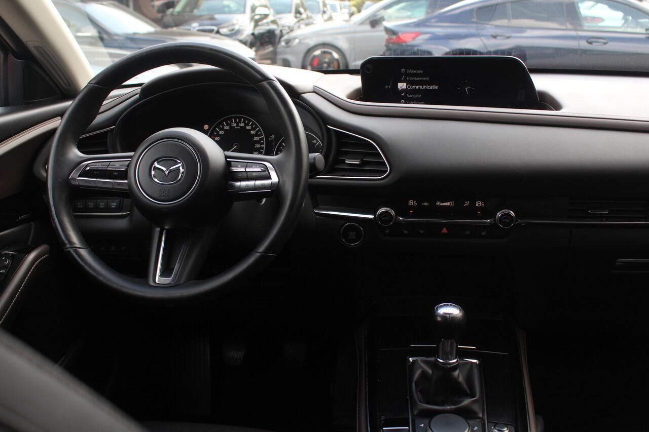 Mazda CX-30 2.0 e-SkyActiv-X M Hybrid Luxury / Schiufdak / 360Camera / Head-up / Leder / 18'' / Navigatie / Stoelverwarming / DAB / ACC