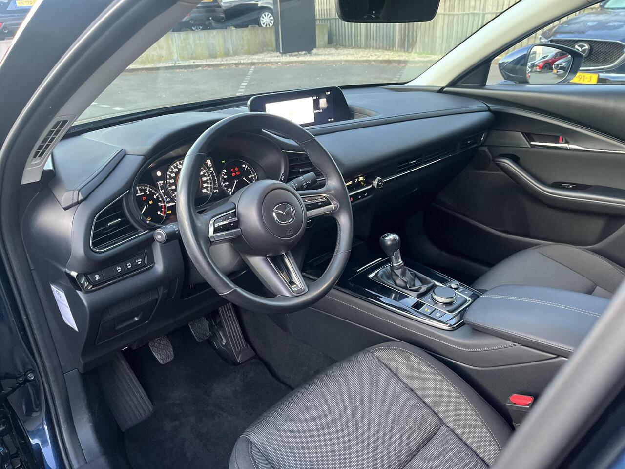 Mazda CX-30 2.0 e-SkyActiv-G M Hybrid Comfort | Trekhaak afneembaar | Stoel & Stuurverwarming |