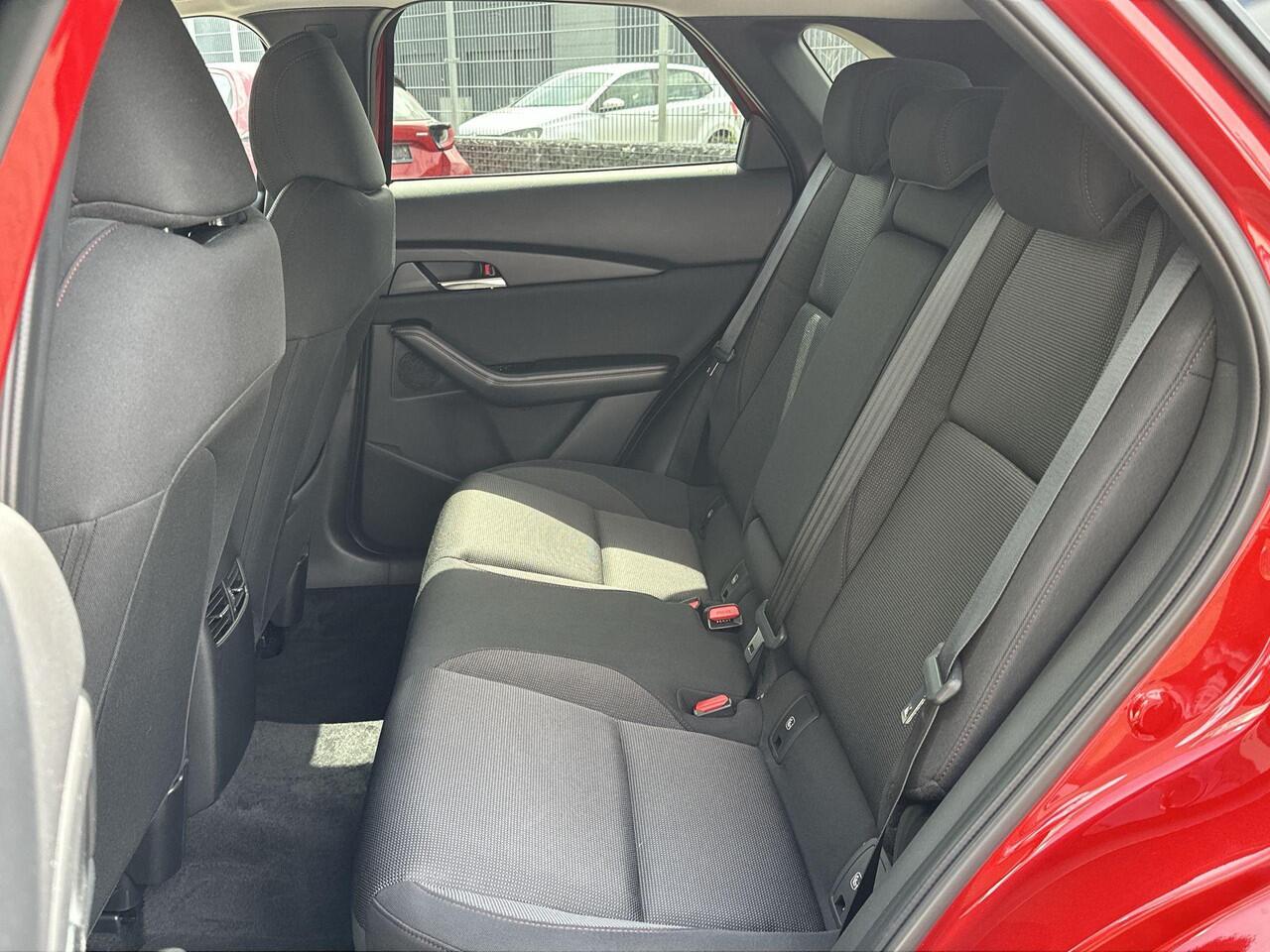 Mazda CX-30 2.5 e-SkyActiv-G M Hybrid Homura | Rijklaar | Apple carplay | Parkeercensoren | Stoelverwarming