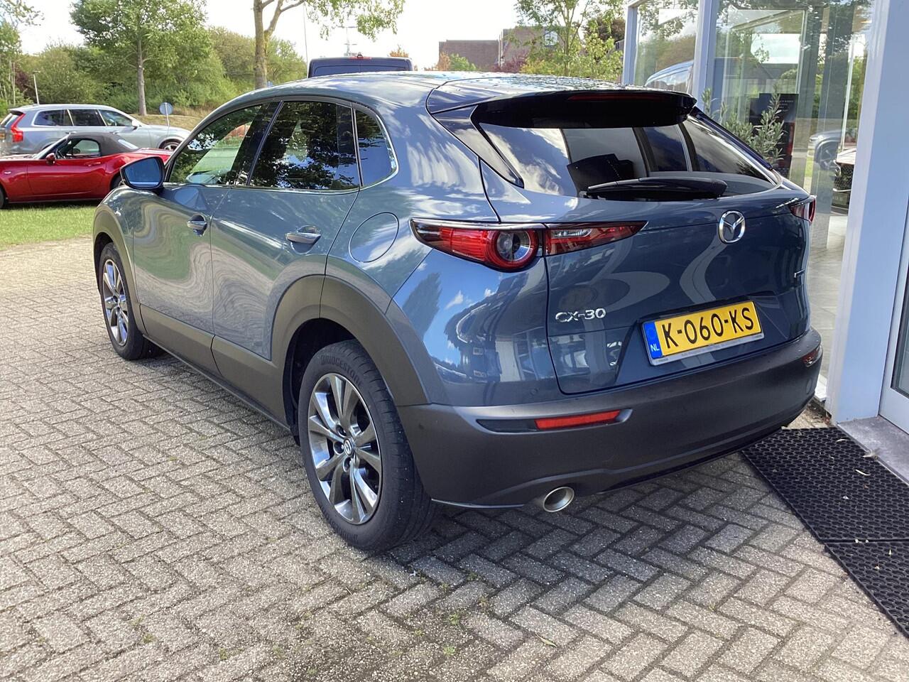 Mazda CX-30 2.0 e-SkyActiv-X M Hybrid Luxury 1e Eig., NL-Auto, Dealer Ondh., Navigatie, Bose, Apple Carplay/ Android Auto, Leer, Camera 360, Parkeerhulp, Electr-A.klep, Cruise Controle Add., Stuur & Stoel verwarm., Keyless.