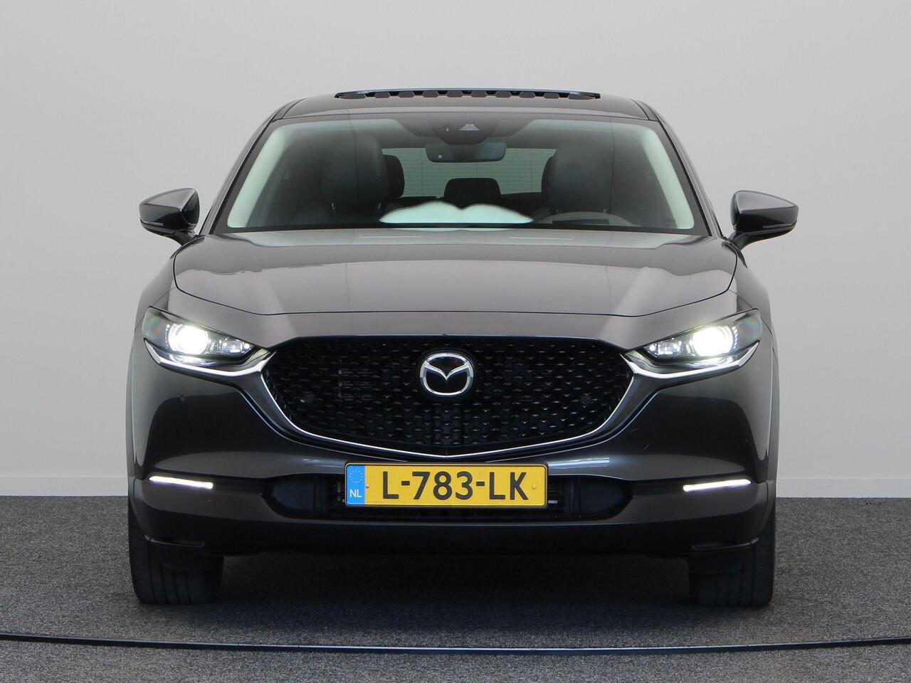 Mazda CX-30 2.0 e-SkyActiv-X M Hybrid Luxury | Stuur en Stoelverwarming | Head-up Display | Keyless Entry | Elektrische Achterklep |