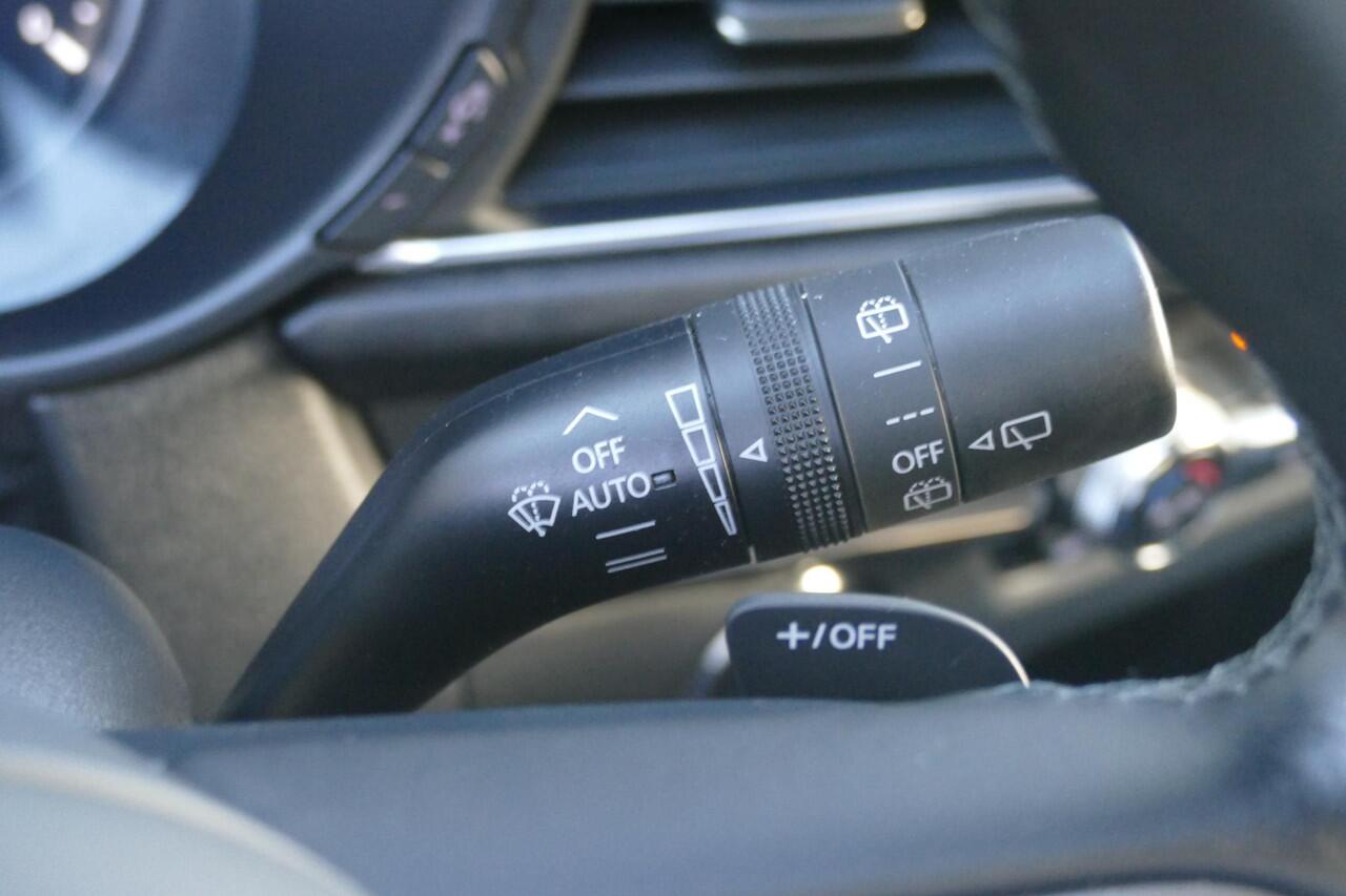 Mazda CX-30 2.0 e-SkyActiv-X M Hybrid Luxury |Full option | TREKHAAK | 360* CAMERA | LEER | ALL-SEASON BANDEN | RIJKLAARPRIJS |