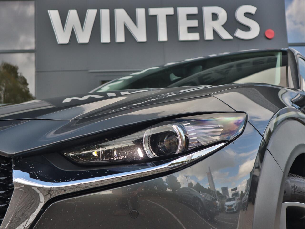 Mazda CX-30 2.0 e-SkyActiv-X M Hybrid Luxury Automaat | Schuifdak | Trekhaak | Stoelverwarming | Navigatie | Camera | Bose Soundsysteem |