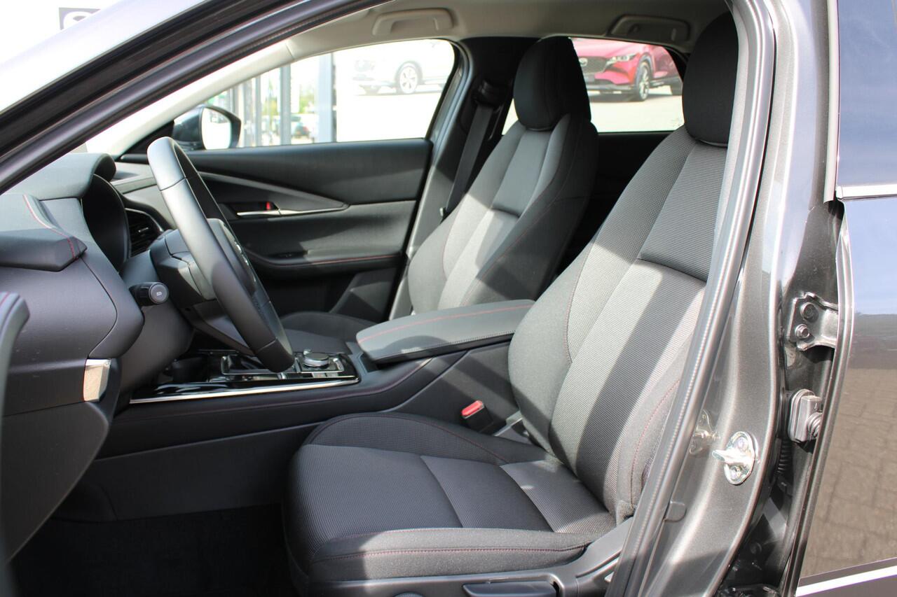 Mazda CX-30 2.0 e-SkyActiv-X 186 M Hybrid Homura , Demovoordeel ¤ 5.800,-, Automaat, Navi, Adap.Cruise, Clima, Apple Carplay, Camera, PDC, HUD, Stoelverwarming, 18" LMV