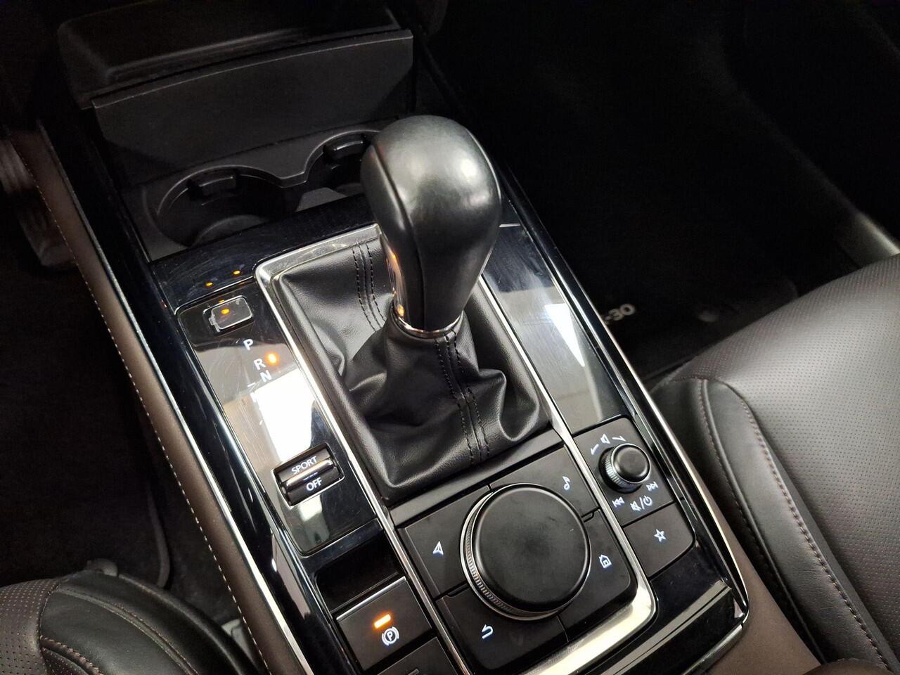 Mazda CX-30 2.0 e-SkyActiv-G 150 PK M Hybrid Luxury Automaat | Rijklaar | Leer | 360 Graden Camera | Bose-Geluidssysteem | Elektrische Achterklep | Apple Carplay-Android Auto |