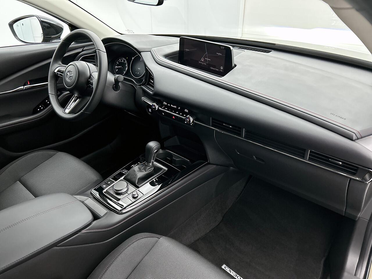 Mazda CX-30 2.5 e-SkyActiv-G M Hybrid Homura Navigatie | Camera achter | Elektr. achterklep | Spoilerpakket | Dakrailing