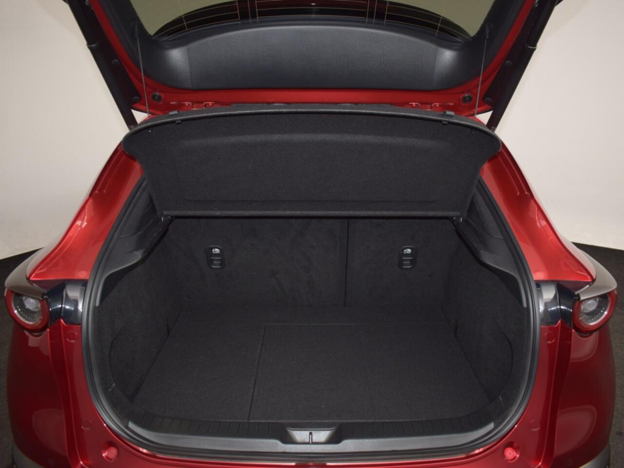 Mazda CX-30 2.0 eSA-X SPORTIVE CAMERA 18" LMV APPLE CARPLAY