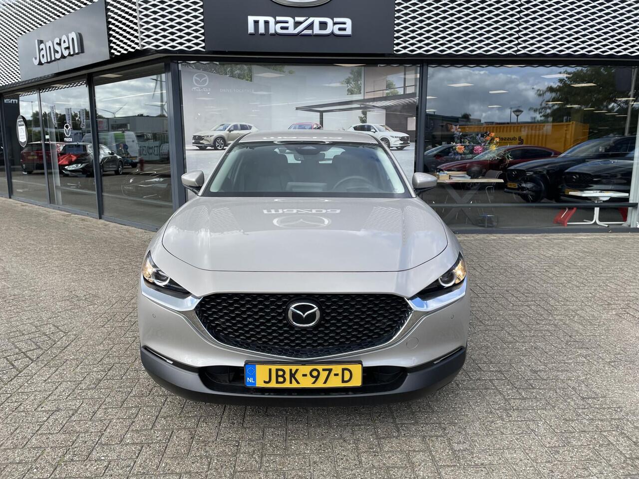 Mazda CX-30 2.0 e-SkyActiv-X 186 M Hybrid Centre Line , Demovoordeel ¤ 5.040,-, Adap. Cruise, Clima, Stoelverwarming, Stuurverwarming, LMV 18 Inch, Stoffen bekleding, Camera, PDC, Navi, HUD, Apple Carplay
