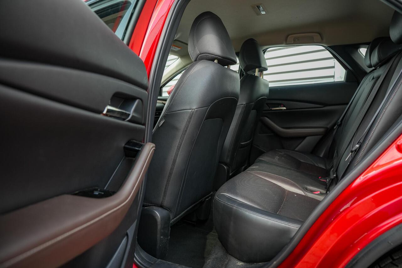 Mazda CX-30 2.0 e-SkyActiv-X M Hybrid Comfort Leder Stuurwielbed. Airco Parkeersensoren Camera