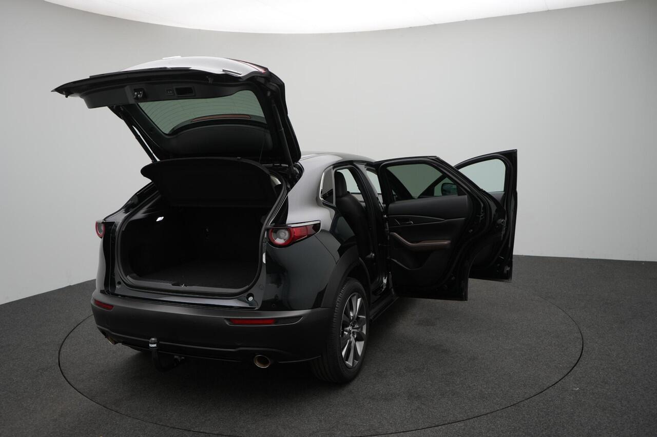 Mazda CX-30 2.0 e-SkyActiv-X Luxury i-Activesense automaat met afneembare trekhaak : dealer onderhouden