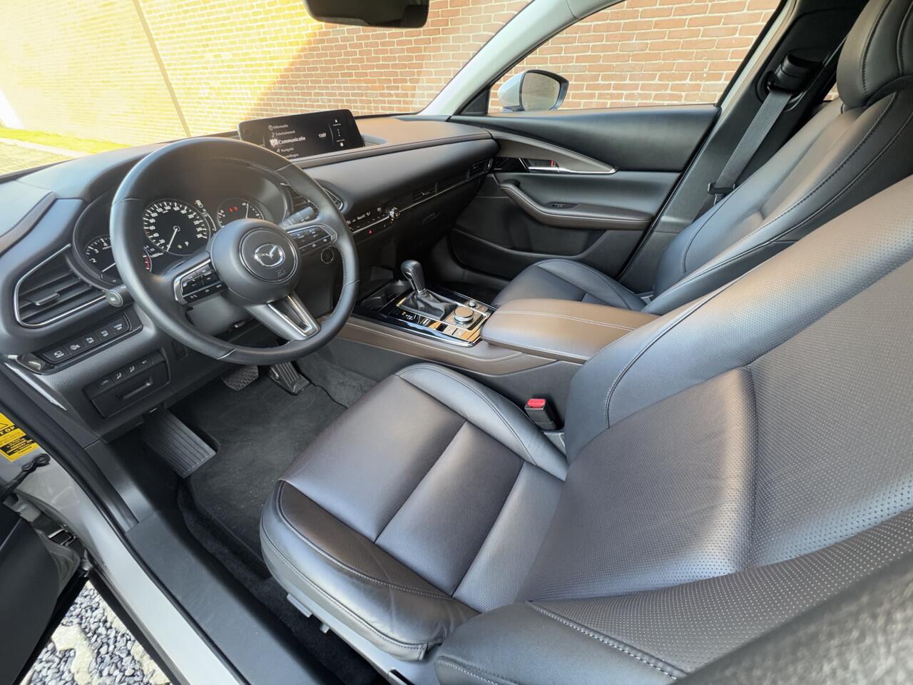 Mazda CX-30 2.0 e-SkyActiv-X 186 M Hybrid Exclusive-line