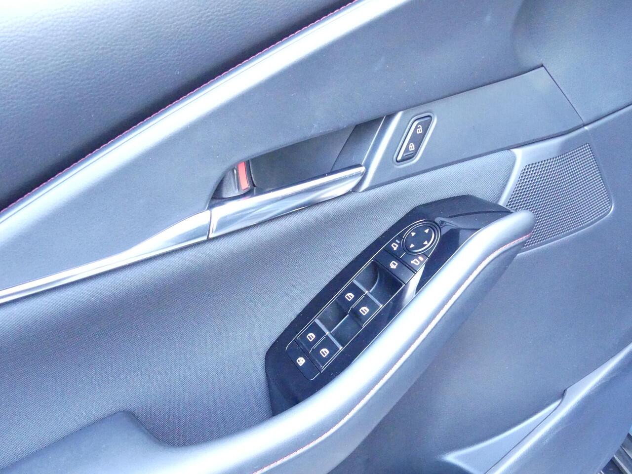 Mazda CX-30 2.0 e-SkyActiv-X M Hybrid Homura *t/m 10de bouwjaar garantie