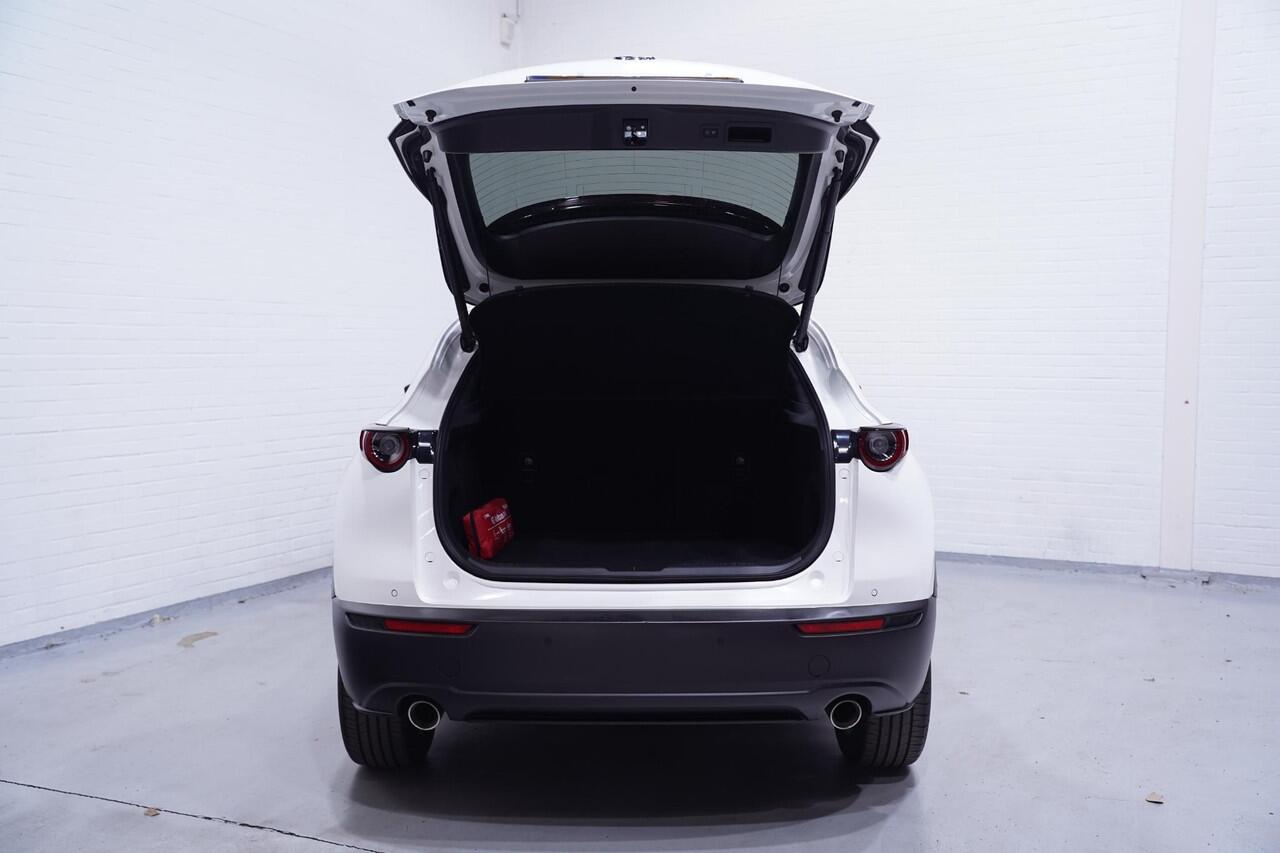 Mazda CX-30 2.0 e-SkyActiv-X M Hybrid Sportive Clima Navi Camera PDC v+a Apple Carplay 1e Eigenaar NAP