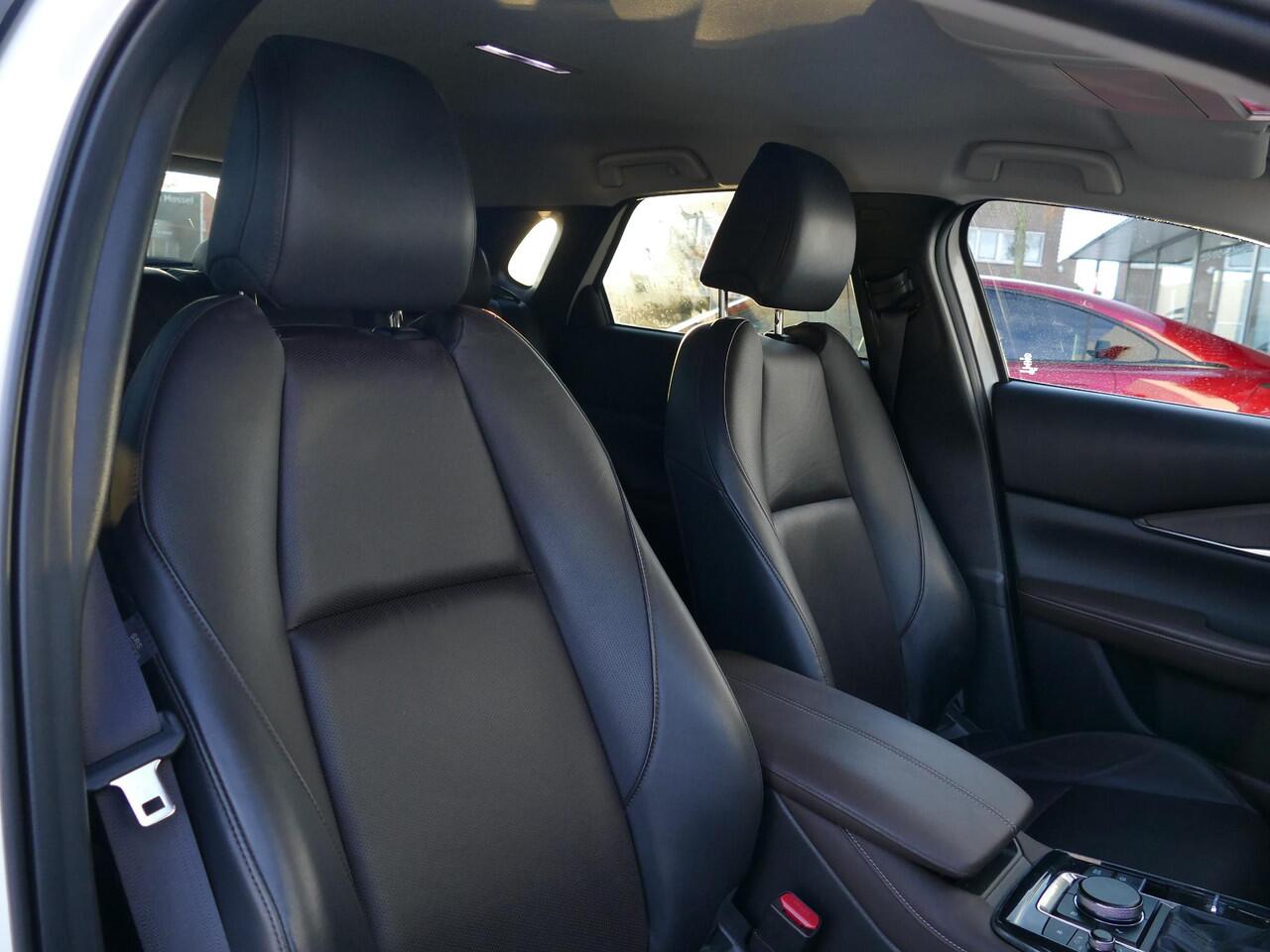 Mazda CX-30 2.0 e-SkyActiv-X M Hybrid Luxury | Leder | Camera | RIJKLAARPRIJS!