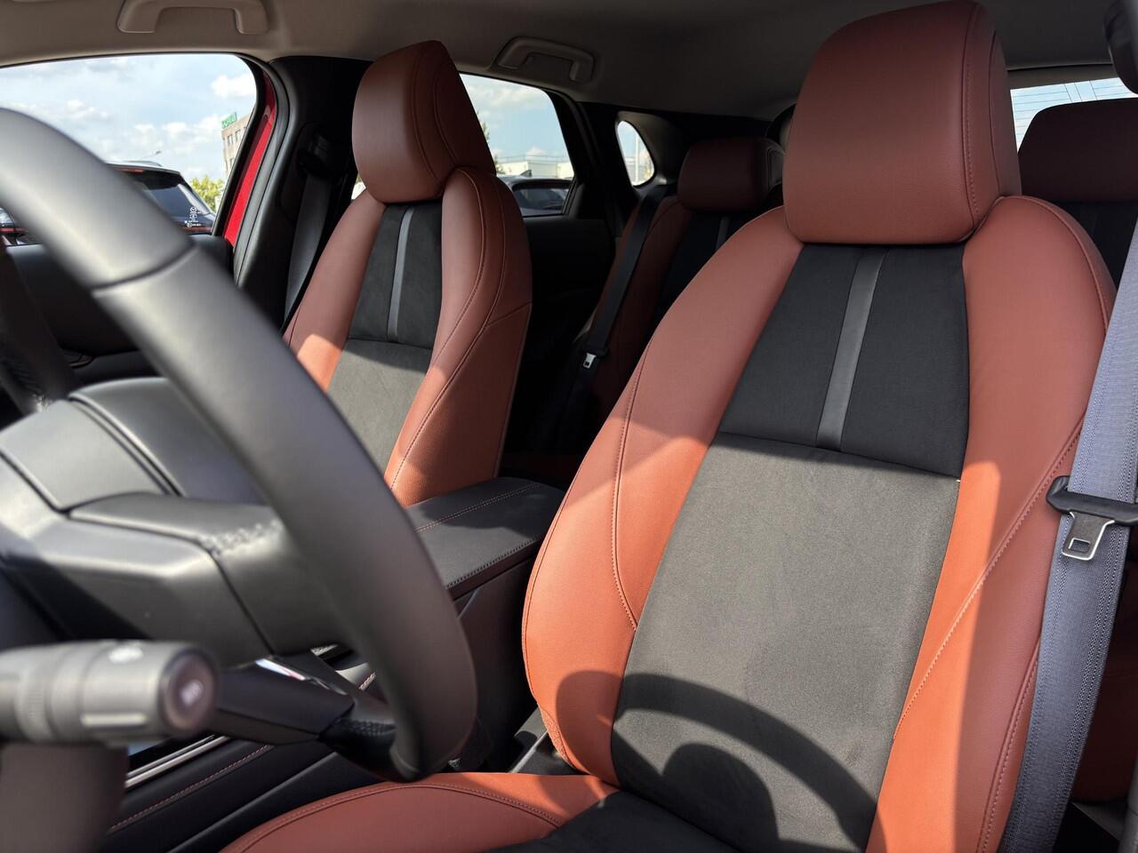 Mazda CX-30 2.5 e-SkyActiv-G M Hybrid Nagisa Elektrische memory stoelen | Stoel verwarming | Achteruitrijcamera | Bose geluidsysteem |