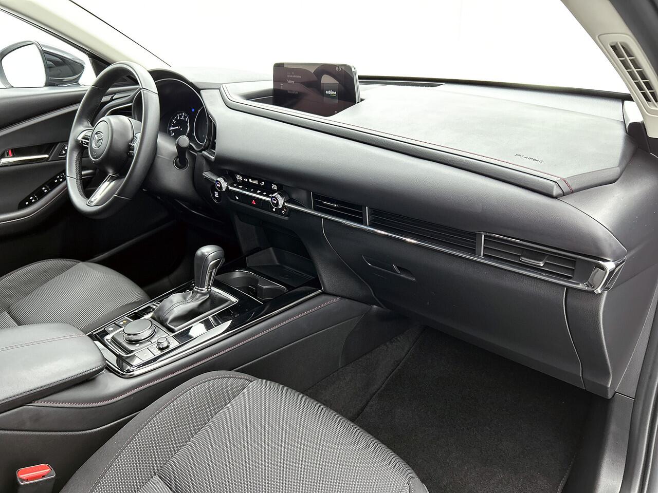 Mazda CX-30 2.0 e-SkyActiv-G M Hybrid Homura Stoelverwarming / Parkeerhulp / Lane assist