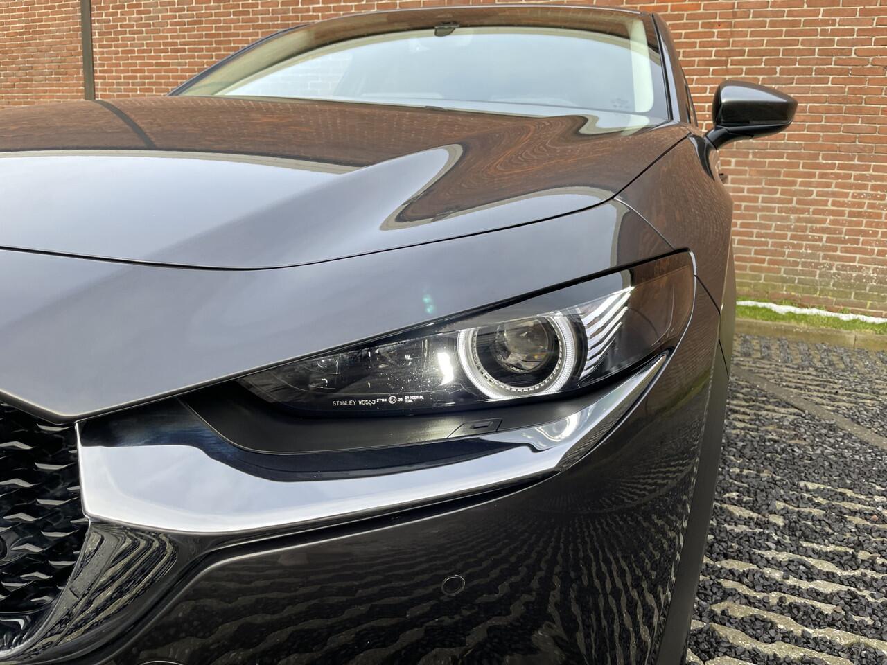 Mazda CX-30 2.0 e-SkyActiv-X 186 M Hybrid Luxury | AUTOMAAT | TREKHAAK | LEDER | BOSE |