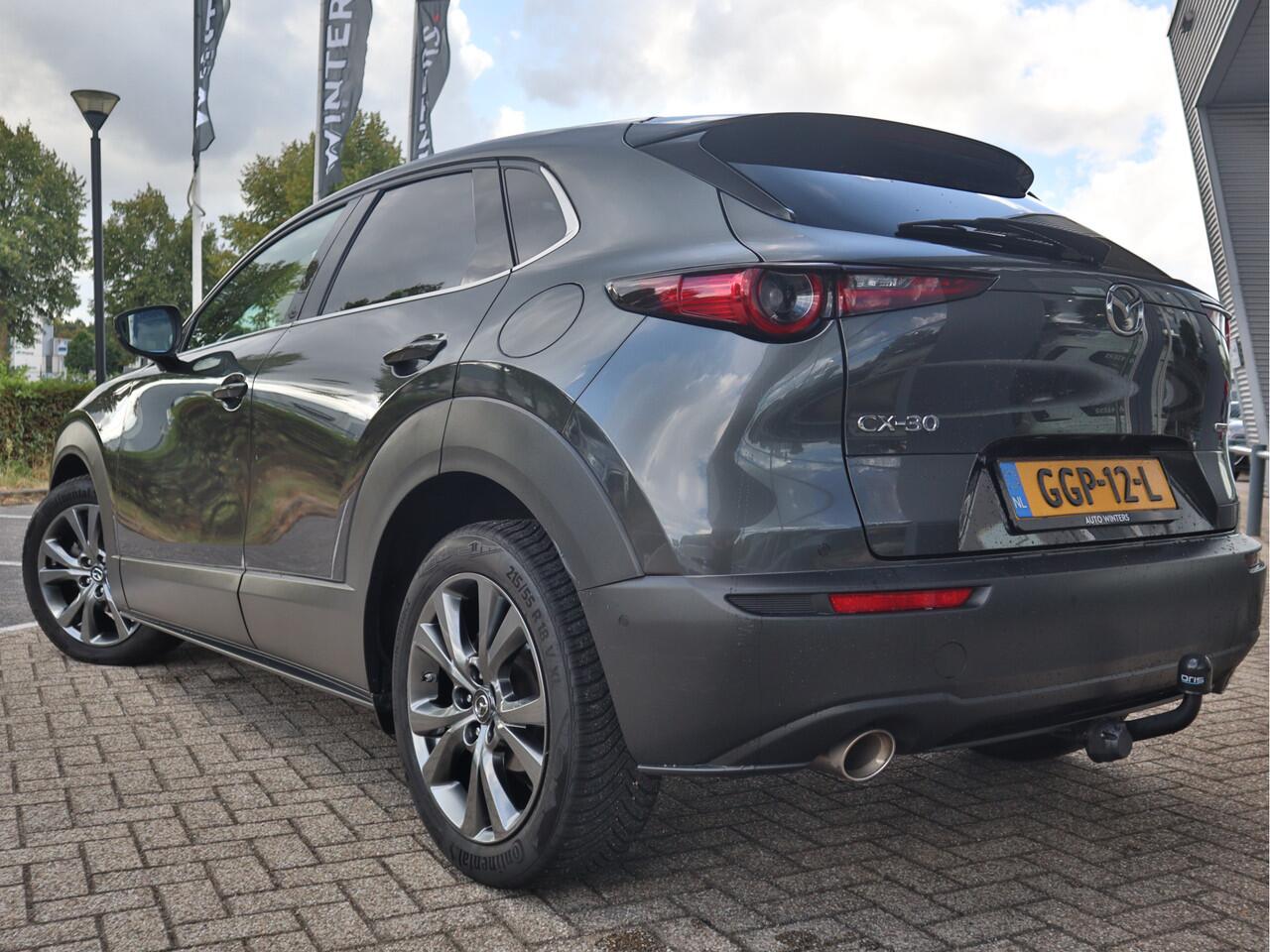 Mazda CX-30 2.0 e-SkyActiv-X M Hybrid Luxury Automaat | Schuifdak | Trekhaak | Stoelverwarming | Navigatie | Camera | Bose Soundsysteem |