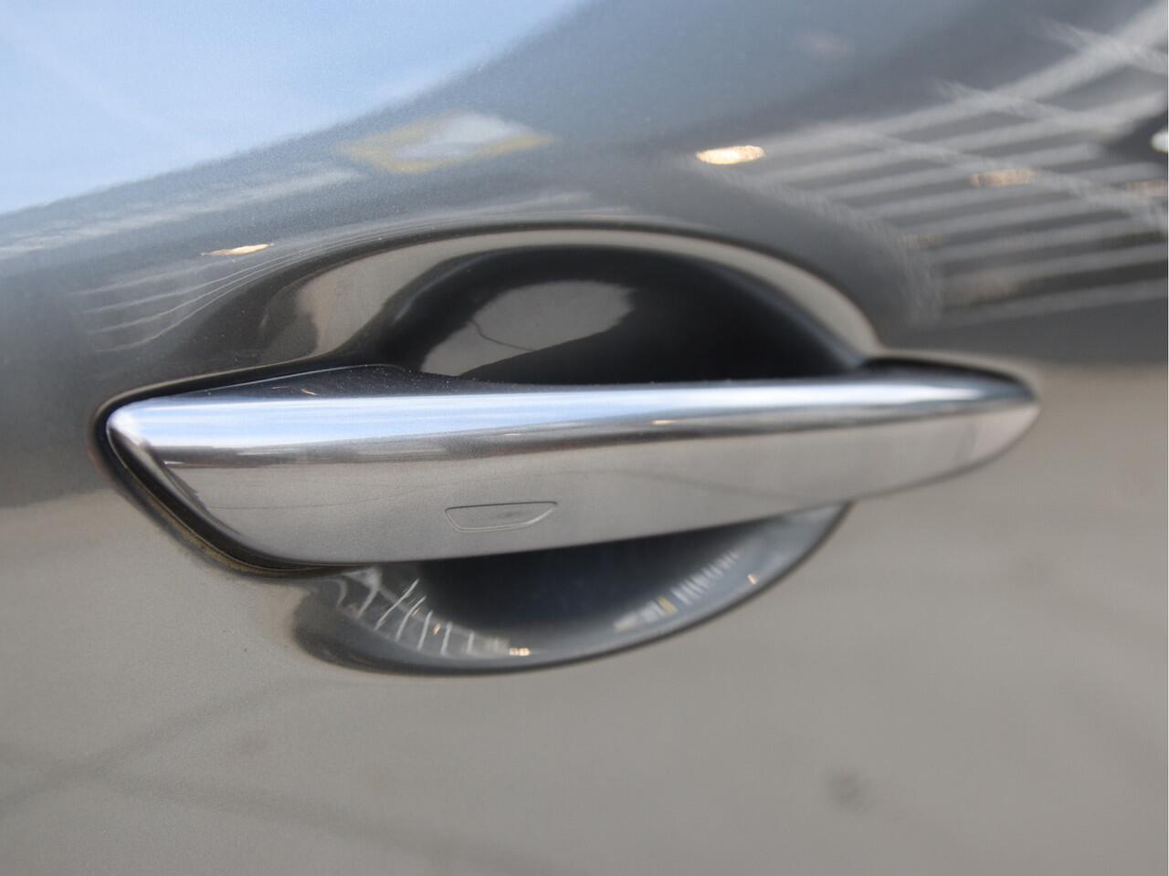 Mazda CX-30 2.0 e-SkyActiv-G M-Hybrid Carplay, stuur-stoel verw, LED, BOMVOL! Aanbieding!