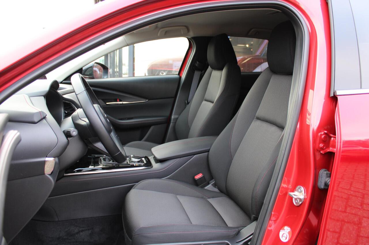 Mazda CX-30 2.0 e-SkyActiv-X186 M Hybrid Homura , Clima, LMV 18 Inch, Stoelverwarming, Navi, Apple Carplay, HUD, PDC, Camera, Elektrische klep, Adap. Cruise, Stoffen bekleding