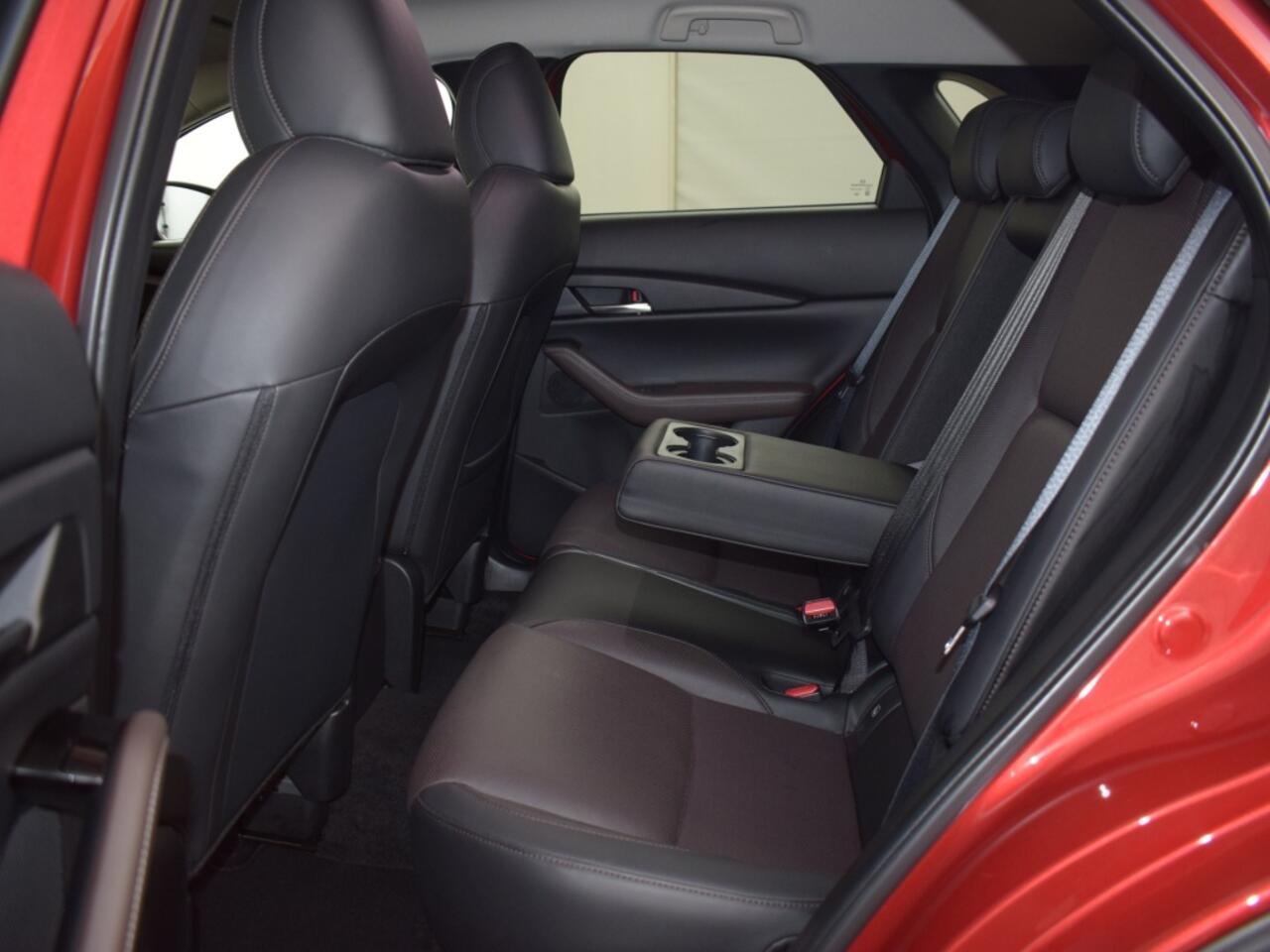 Mazda CX-30 2.0 eSA-X LUXURY LEER NAVI 18"LMV CAMERA