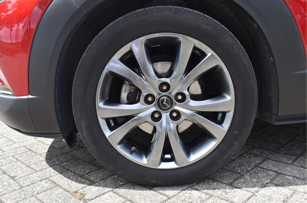 Mazda CX-30 2.0 e-SkyActiv-X M Hybrid Luxury / Camera / 18" LM / Keyless / Navi / Carplay / Leder / Trekhaak