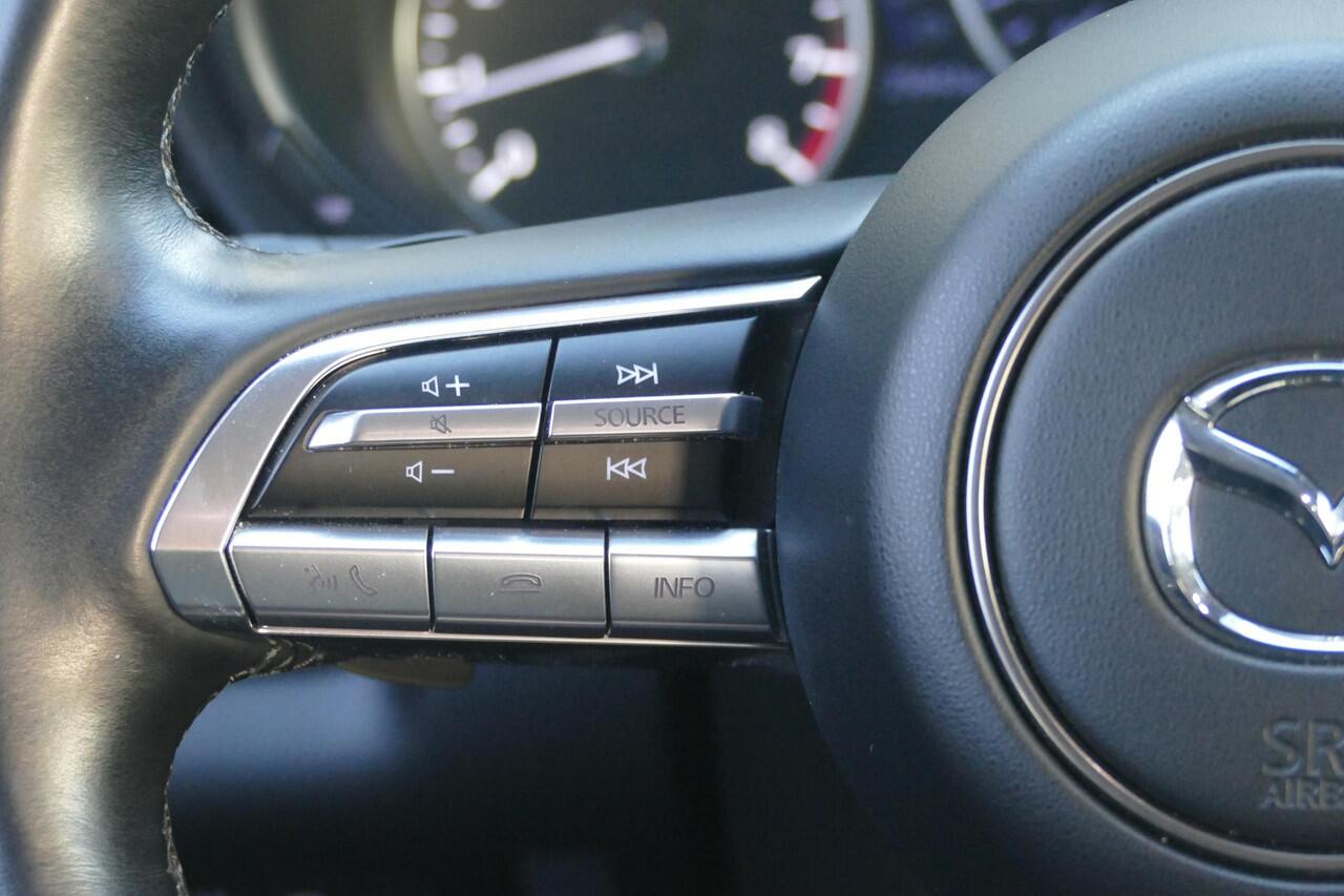 Mazda CX-30 2.0 e-SkyActiv-X M Hybrid Luxury |Full option | TREKHAAK | 360* CAMERA | LEER | ALL-SEASON BANDEN | RIJKLAARPRIJS |