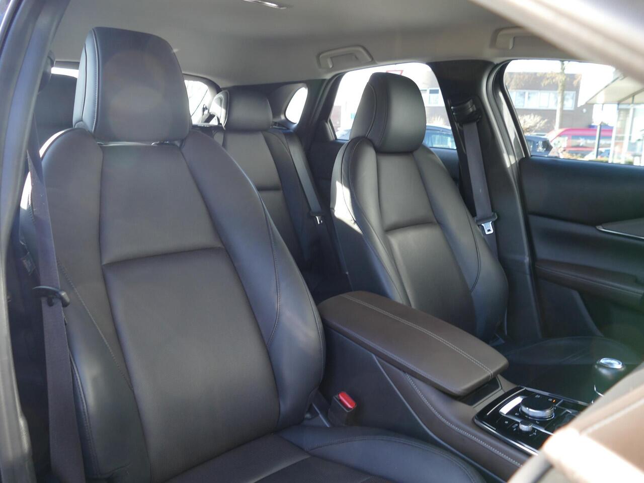 Mazda CX-30 2.0 e-SkyActiv-G M Hybrid Homura | Camera | Stoelverwarming | RIJKLAARPRIJS!