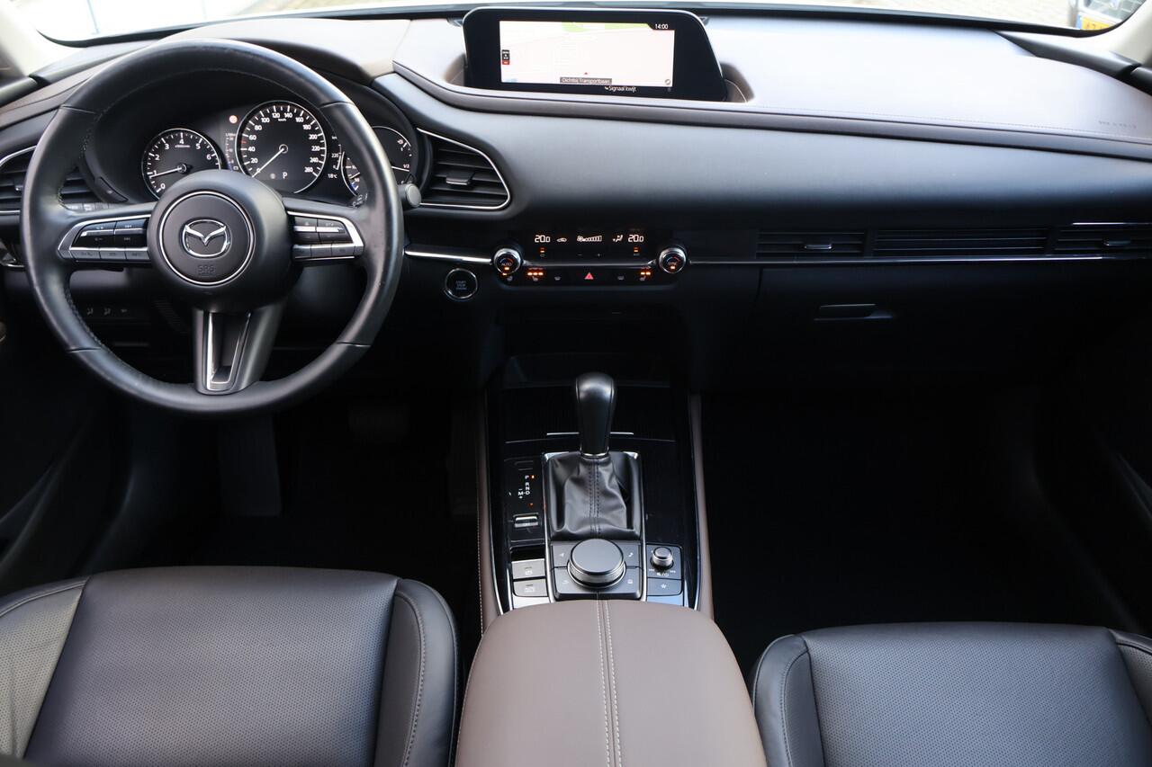 Mazda CX-30 2.0 e-SkyActiv-G M Hybrid Luxury .