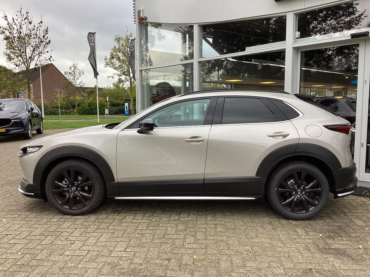 Mazda CX-30 2.0 e-SkyActiv-X M Hybrid Homura 186 PK motor / Aeropakket / Roofrails / Dorpelbeschermers/ Sportpakket/ Navigatie/ Apple Carplay/ Android Auto/ Automaat