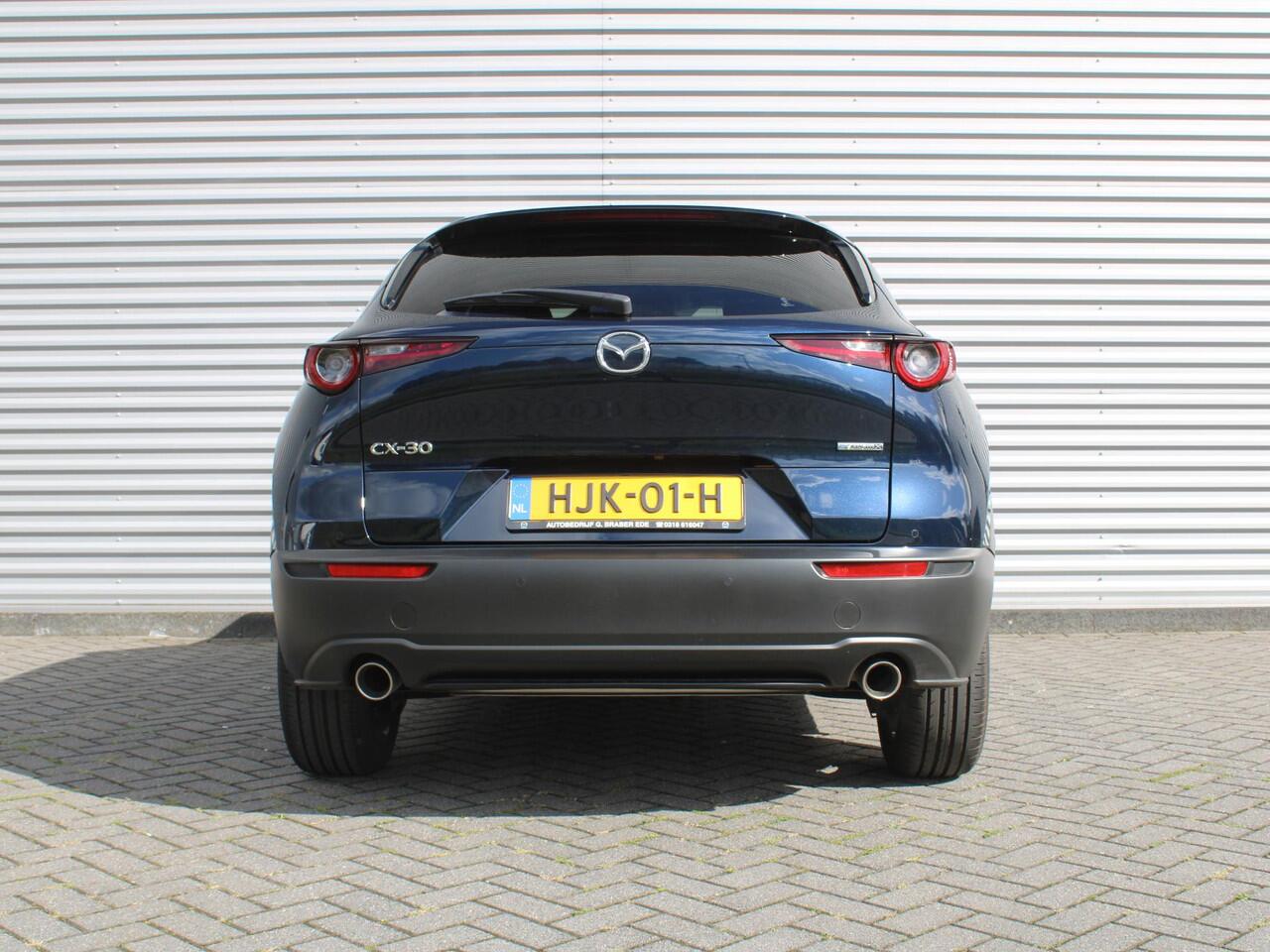 Mazda CX-30 2.0 e-SkyActiv-X M Hybrid Homura | Camera | Cruise adapt. | Stoelverwarming | 18" LM | Elek. achterklep | HUD | LED |