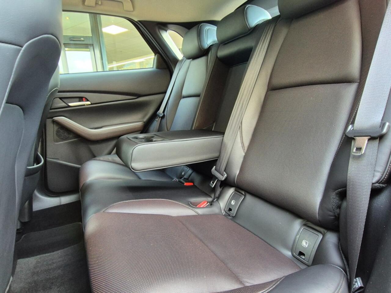 Mazda CX-30 SKYACTIV-X 2.0 180 6MT COMFORT / Leerpakket / 18Inch