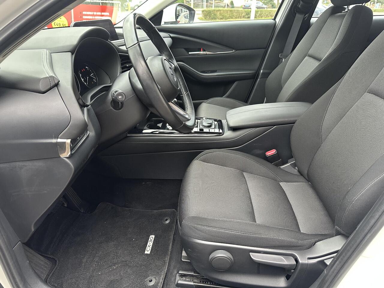 Mazda CX-30 2.0 e-SkyActiv-G M Hybrid Comfort | PARKEER SENSOREN VOOR EN ACHTER | ACHTERUITRIJ CAMERA | HEADUP DISPLAY |