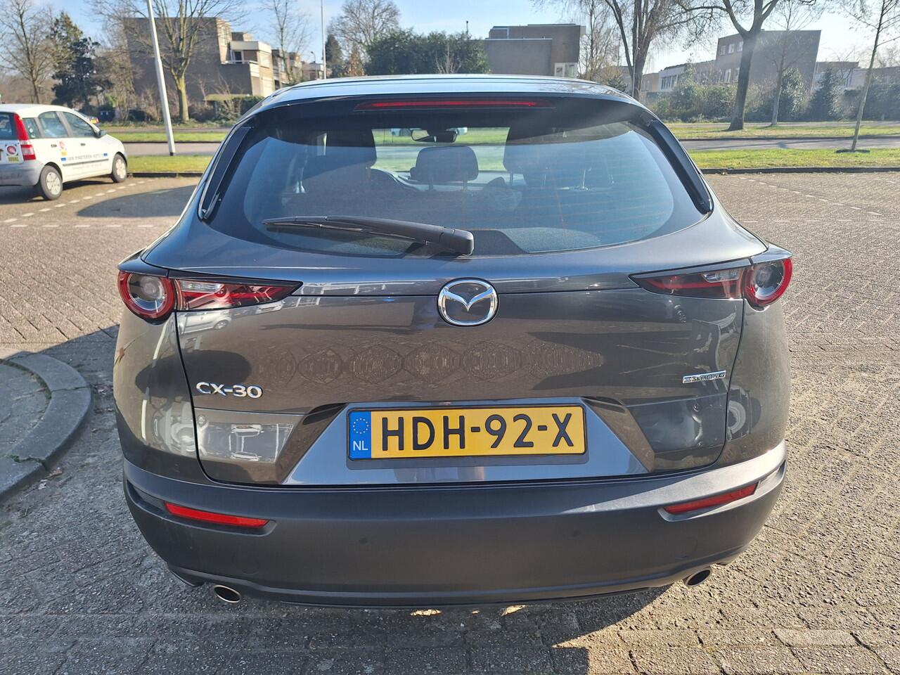 Mazda CX-30 2.0 e-SkyActiv-G M Hybrid 360 camera/stoelverwarming/(26-12-2022)/PDC v&a/enz.....