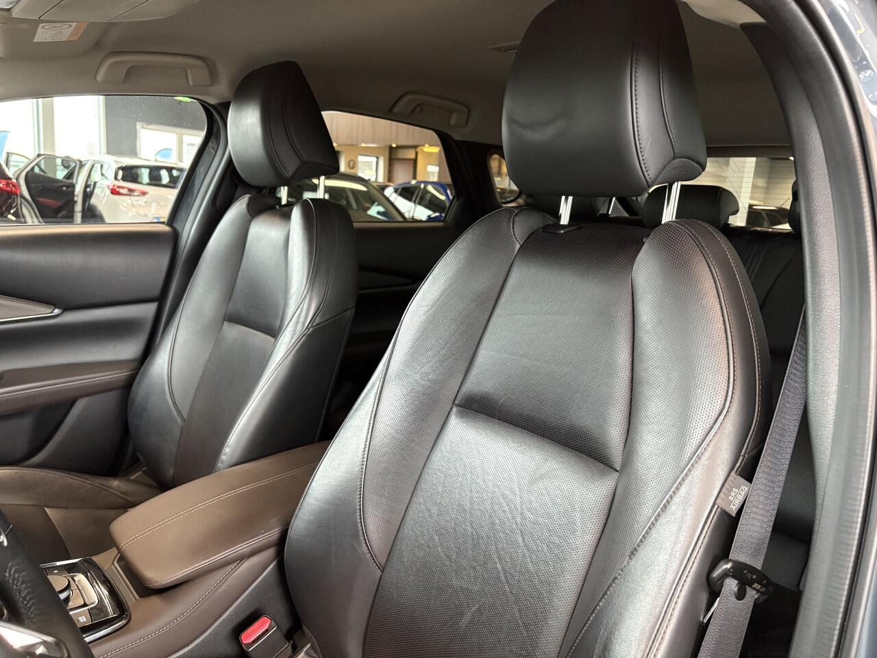 Mazda CX-30 2.0 e-SkyActiv-X 180pk Hybrid Luxury LEDER/BOSE/HUD/DODEHOEK/CAMERA/18INCH/PDC/KEYLESS