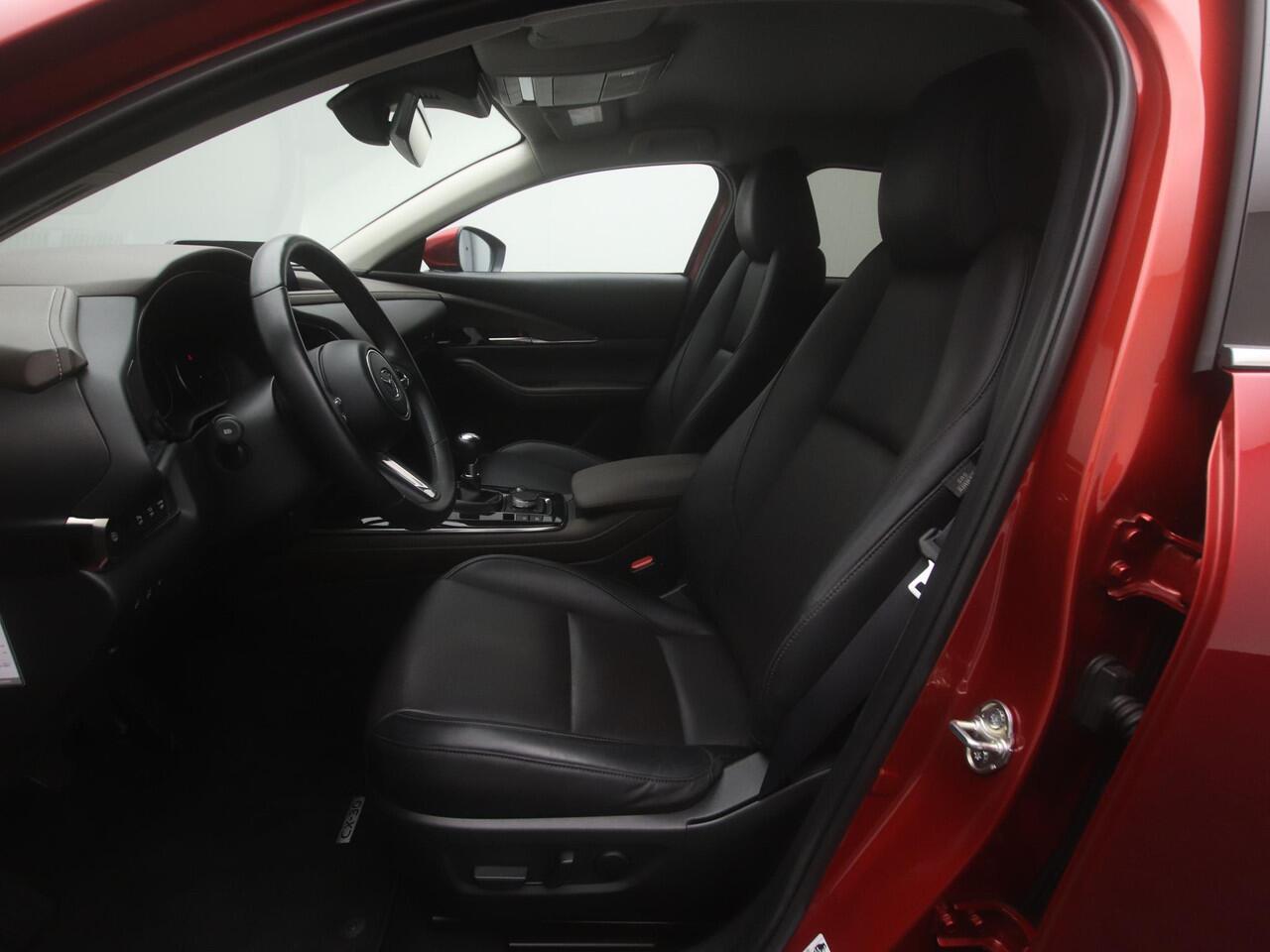 Mazda CX-30 2.0 SkyActiv-X Luxury : dealer onderhouden