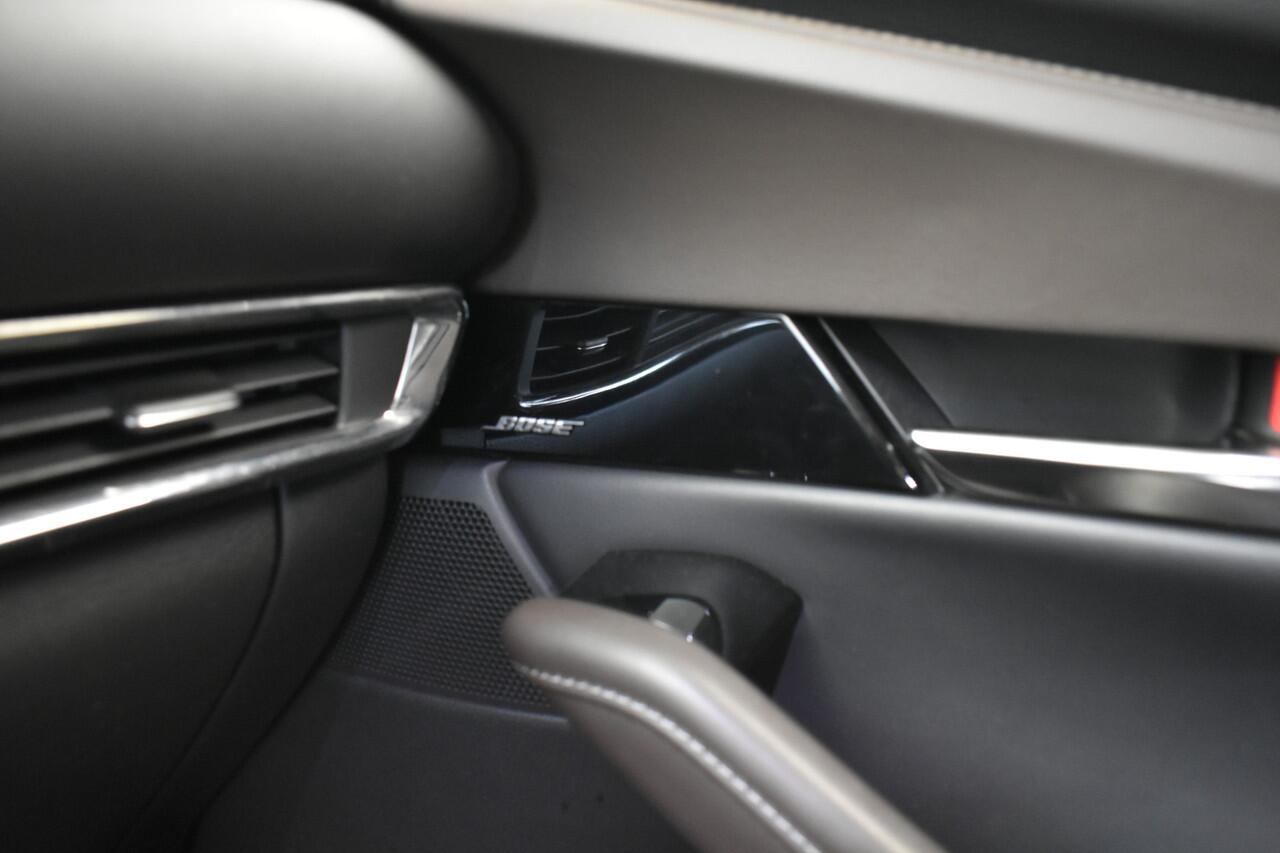 Mazda CX-30 2.0 e-SkyActiv-X M Hybrid Luxury 360º Cam Leer El-Aklep + Stoelen Navi Dhoek Detectie