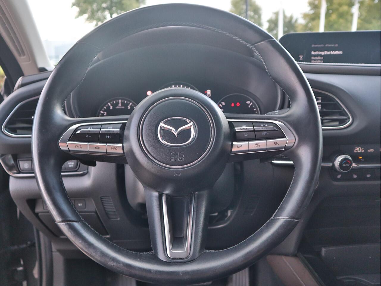 Mazda CX-30 2.0 e-SkyActiv-X M Hybrid Luxury Automaat | Schuifdak | Trekhaak | Stoelverwarming | Navigatie | Camera | Bose Soundsysteem |