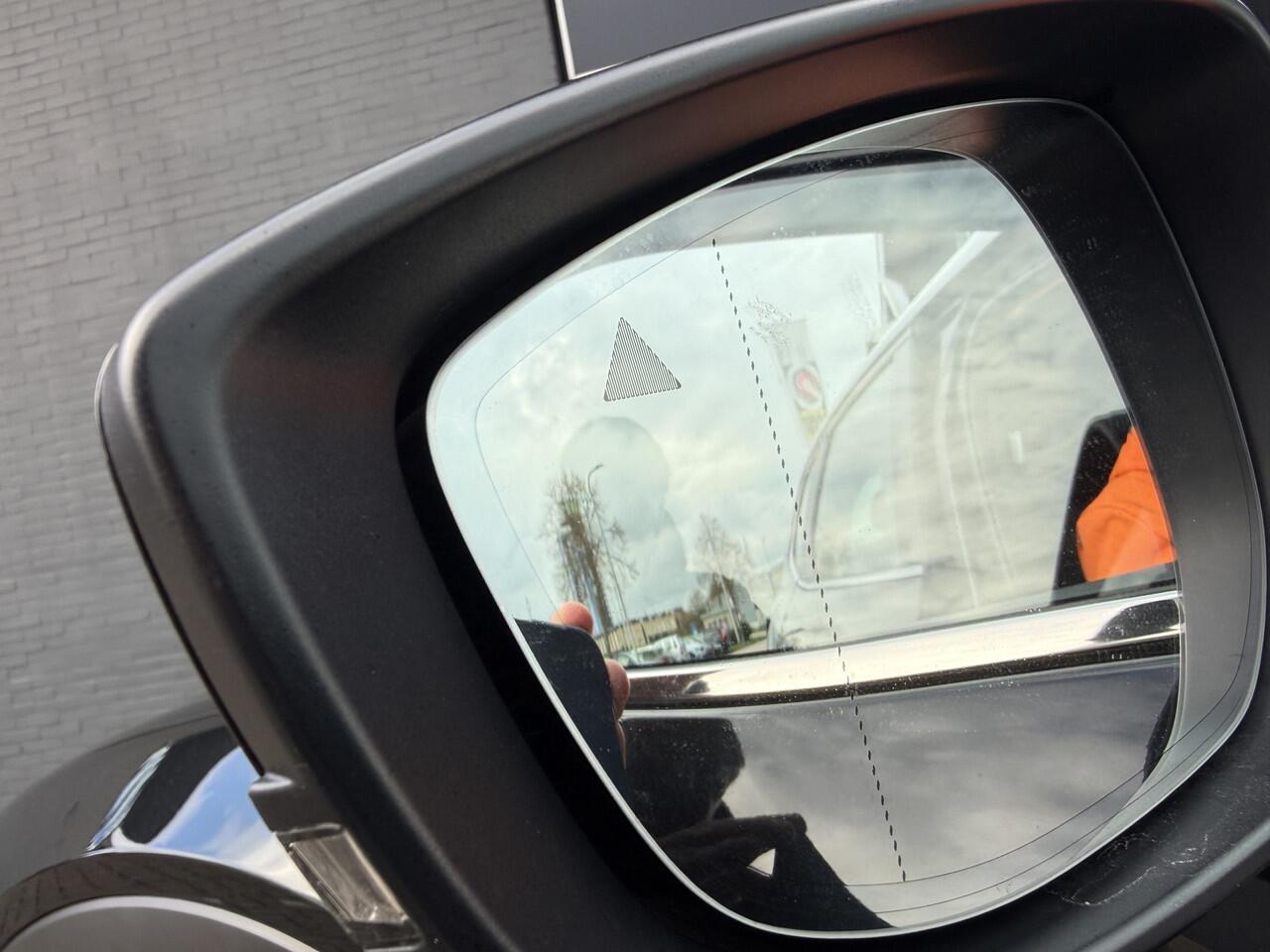 Mazda CX-30 2.0 e-SkyActiv-X M Hybrid Navi 360Camera Bose