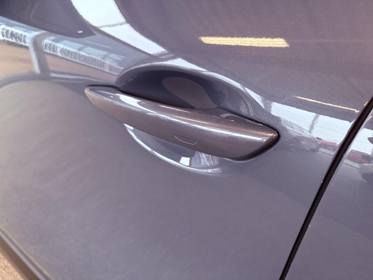 Mazda CX-30 2.0 e-SkyActiv-X 180pk Hybrid Luxury LEDER/BOSE/HUD/DODEHOEK/CAMERA/18INCH/PDC/KEYLESS