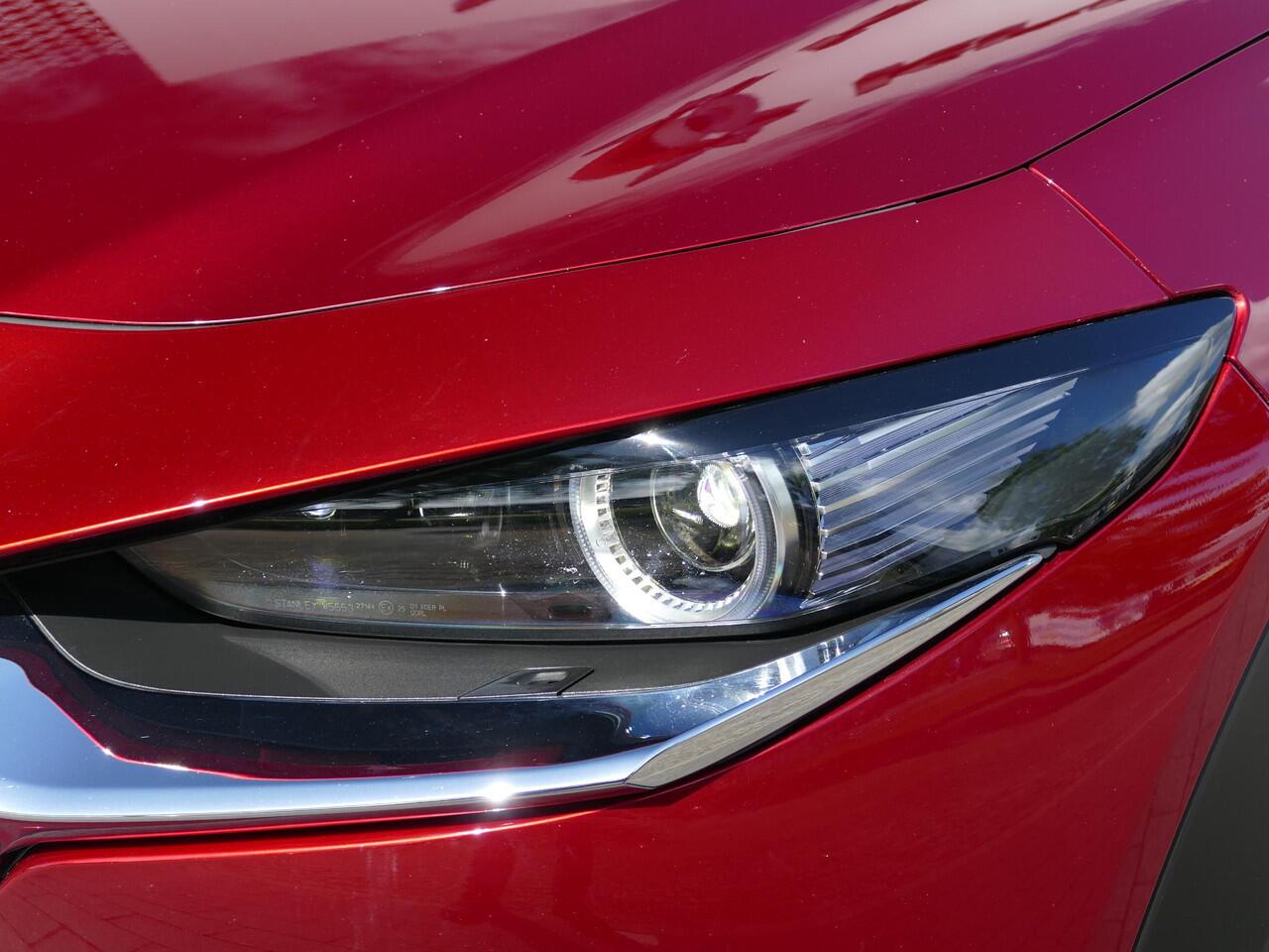 Mazda CX-30 2.0 e-SkyActiv-X M Hybrid Luxury | Trekhaak | ALL SEASON | Leder | Camera | RIJKLAARPRIJS!