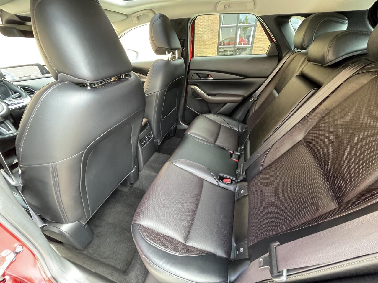 Mazda CX-30 2.0 e-SkyActiv-X 180 M Hybrid 4WD Luxury | AUTOMAAT | SUNROOF | I-PACK | BOSE | LEDER | FULL-OPTION!!