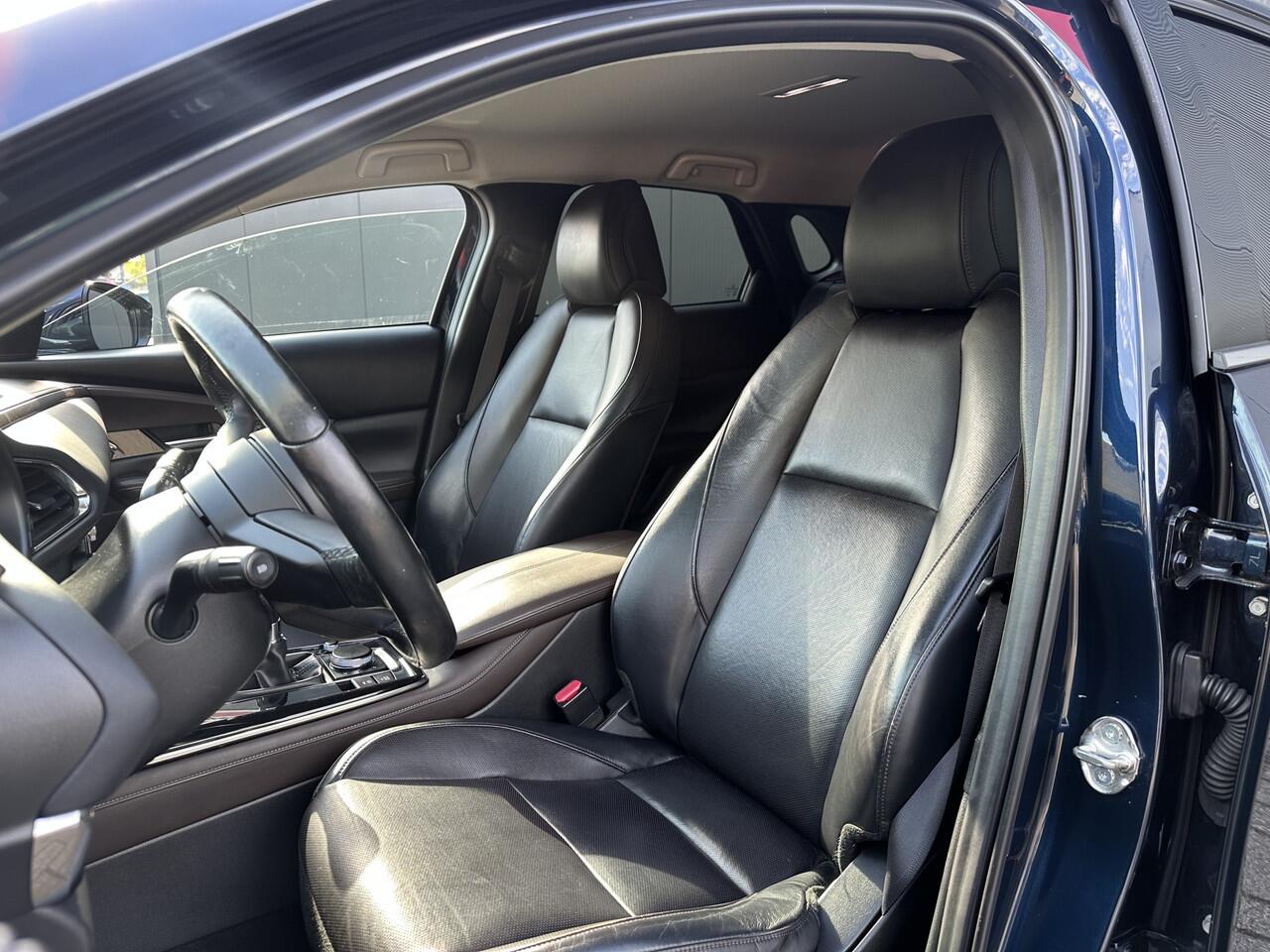 Mazda CX-30 2.0 e-SkyActiv-X M Hybrid Luxury | Leder | Bose