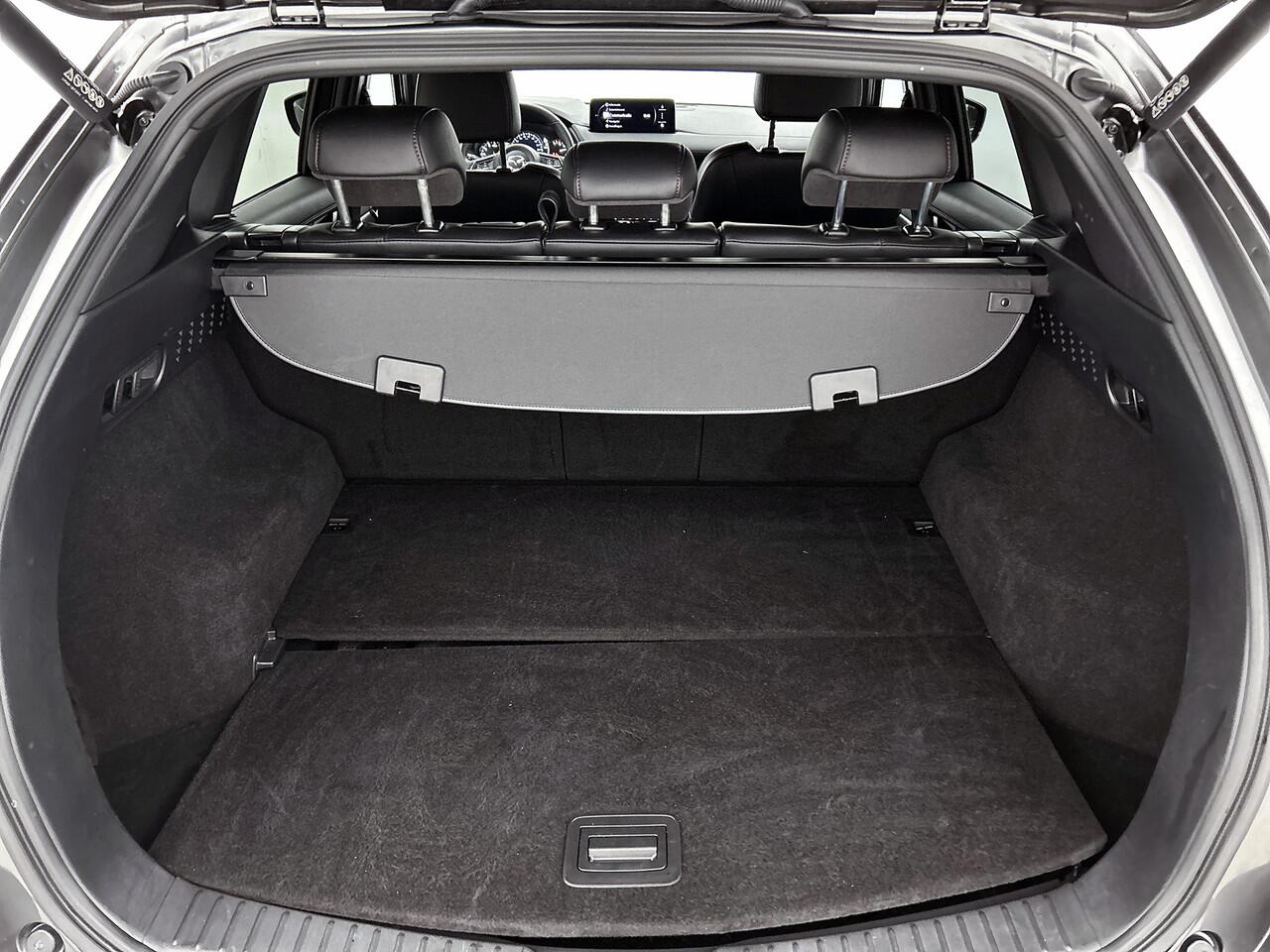 Mazda CX-5 2.0 e-SkyActiv-G M Hybrid 165 Homura Interesse in dit voertuig? Hij is uitsluitend te bezichtigen op afspraak.