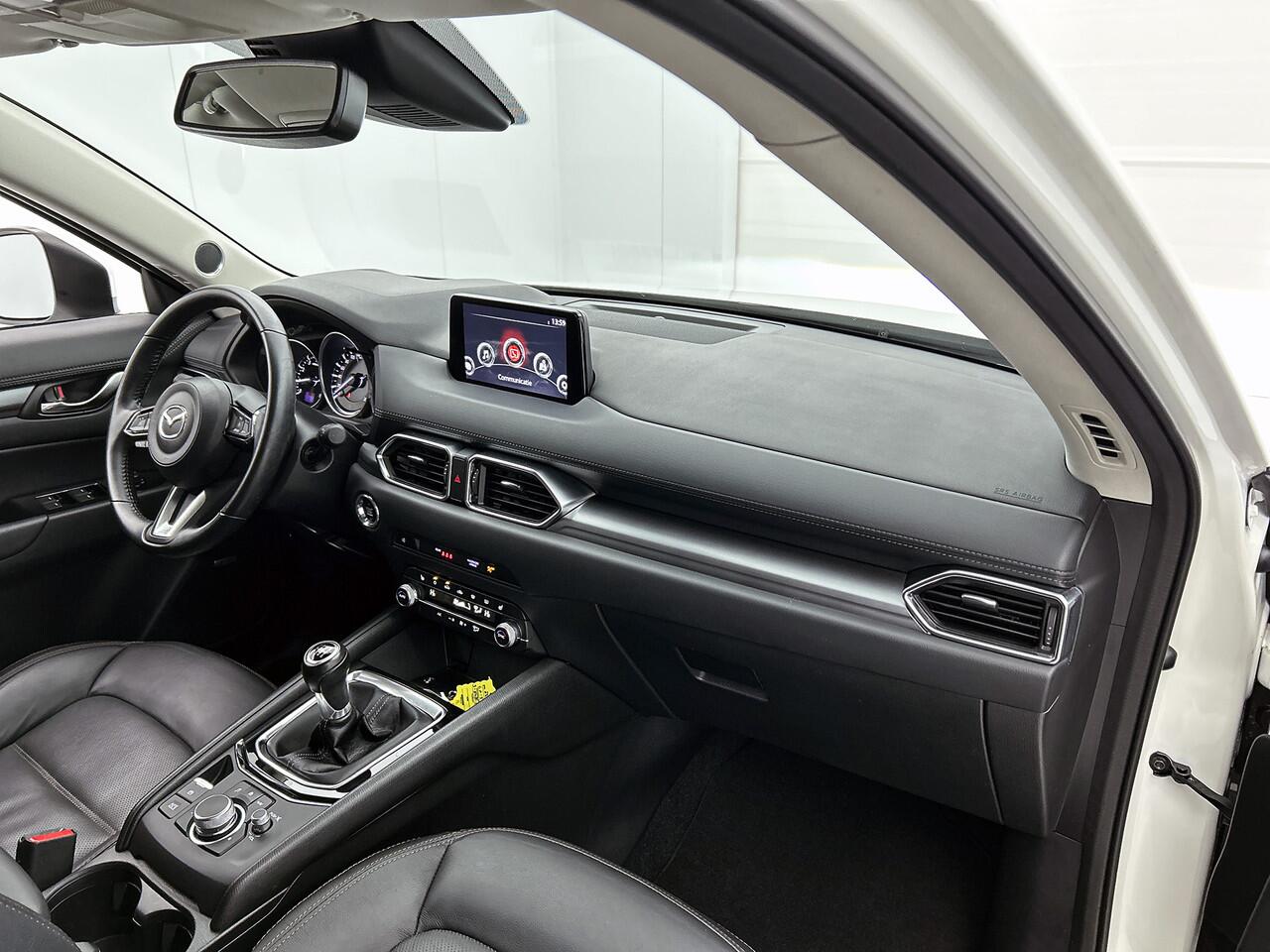 Mazda CX-5 2.0 SkyActiv-G 165 Style Selected / 360° Camera / Elec. achterklep / Trekhaak / Head-up display